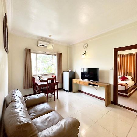 Hotel 63 Yangon Extérieur photo