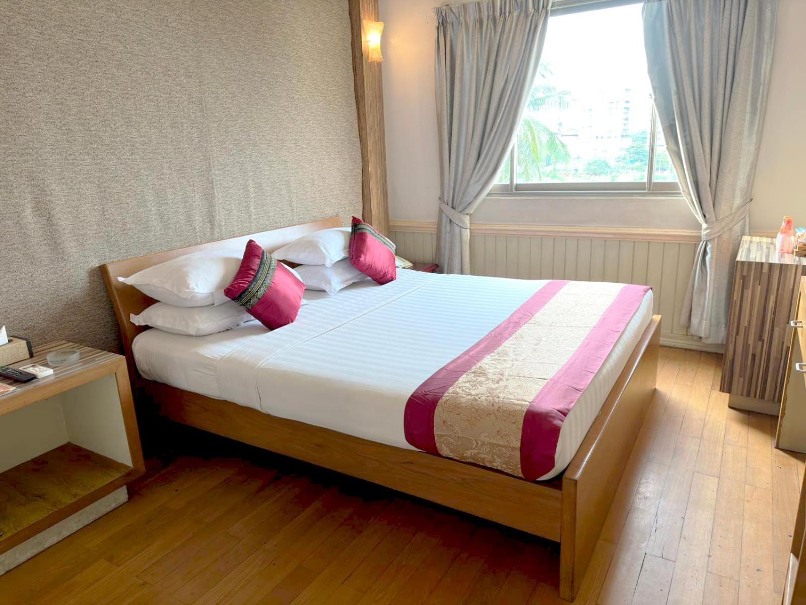 Hotel 63 Yangon Extérieur photo