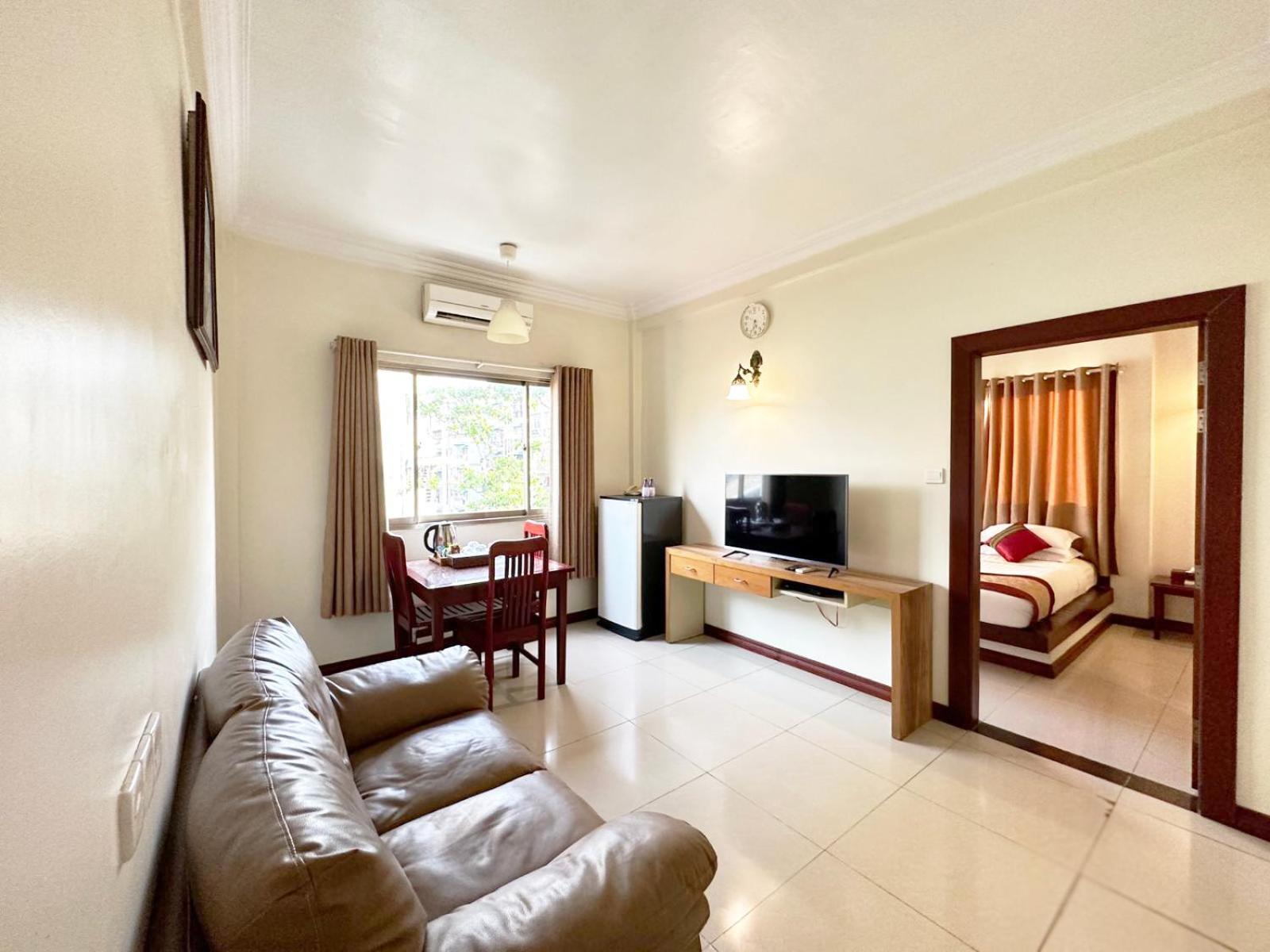 Hotel 63 Yangon Extérieur photo