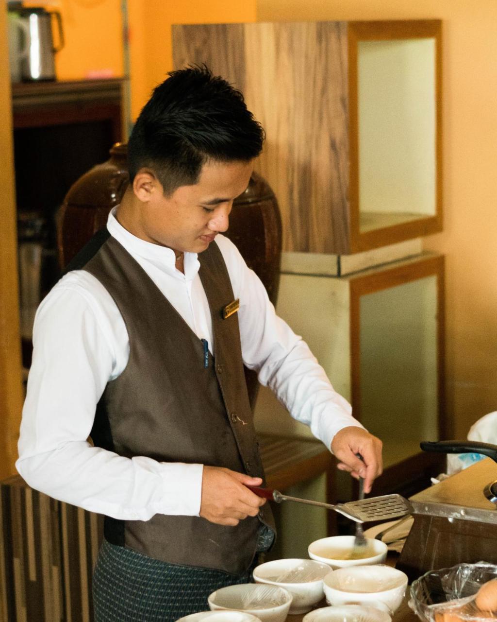 Hotel 63 Yangon Extérieur photo