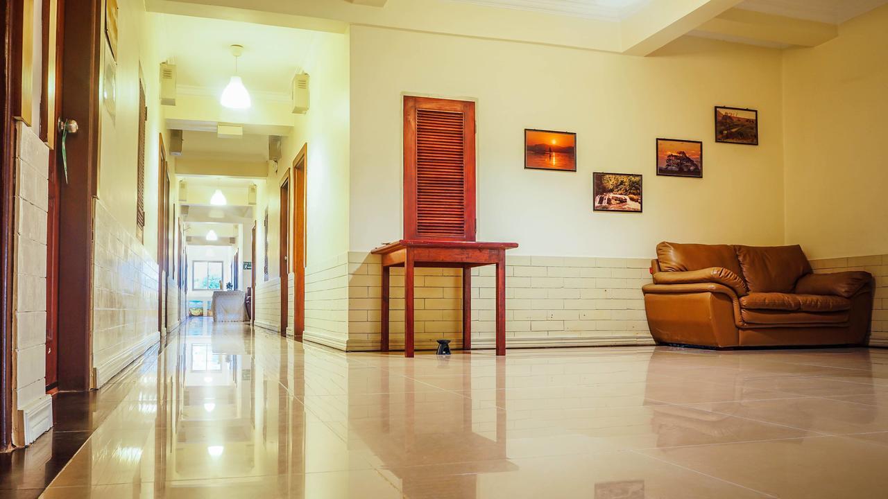 Hotel 63 Yangon Extérieur photo